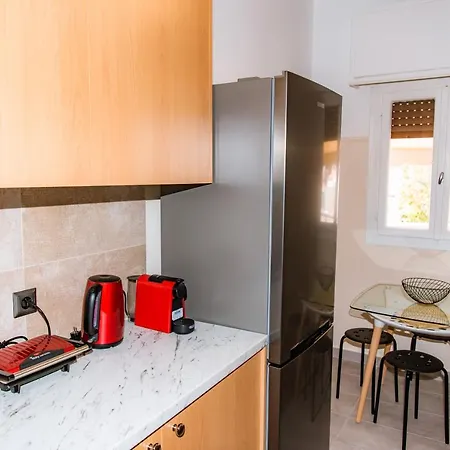 Pnika 3 * Athens