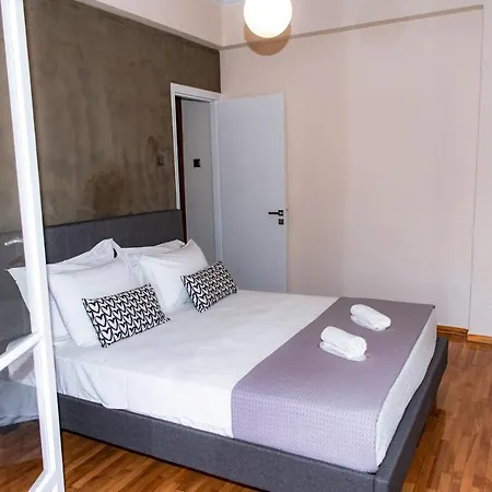 Apartment Pnika 3 *